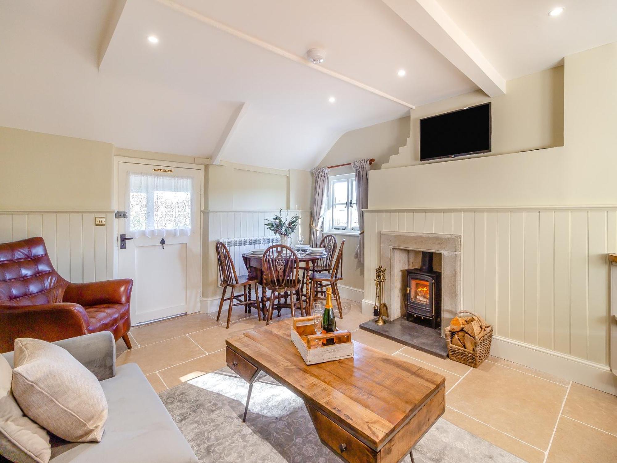 The Lodge Wonastow Eksteriør billede